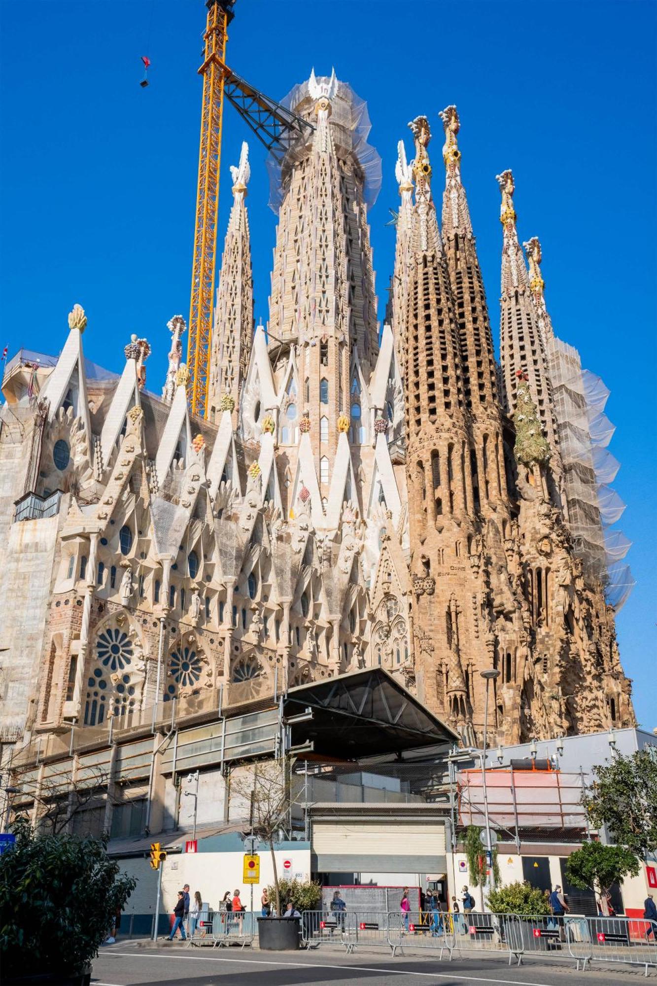 Apartment Next To Sagrada Familia 4-bedroom